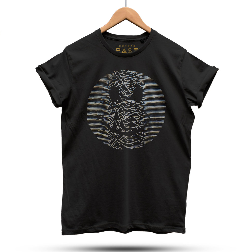 Techno Pulsar T-Shirt / Black-Future Past-Essential Republik