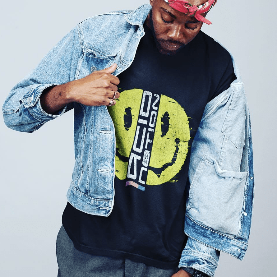 Split Smiler T-Shirt / Black-Future Past-Essential Republik