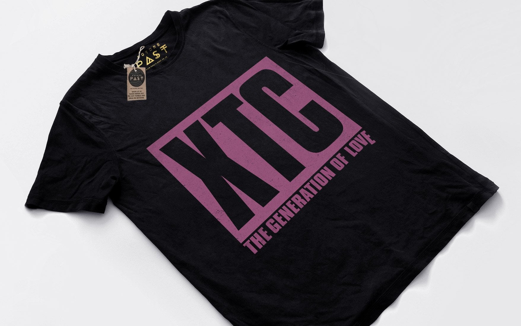 The Generation Of Love T-Shirt / Black-Future Past-Essential Republik