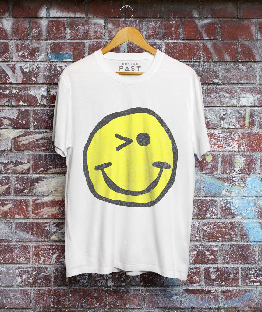 Winking Smiler Loves Acid House T-Shirt / White-Future Past-Essential Republik