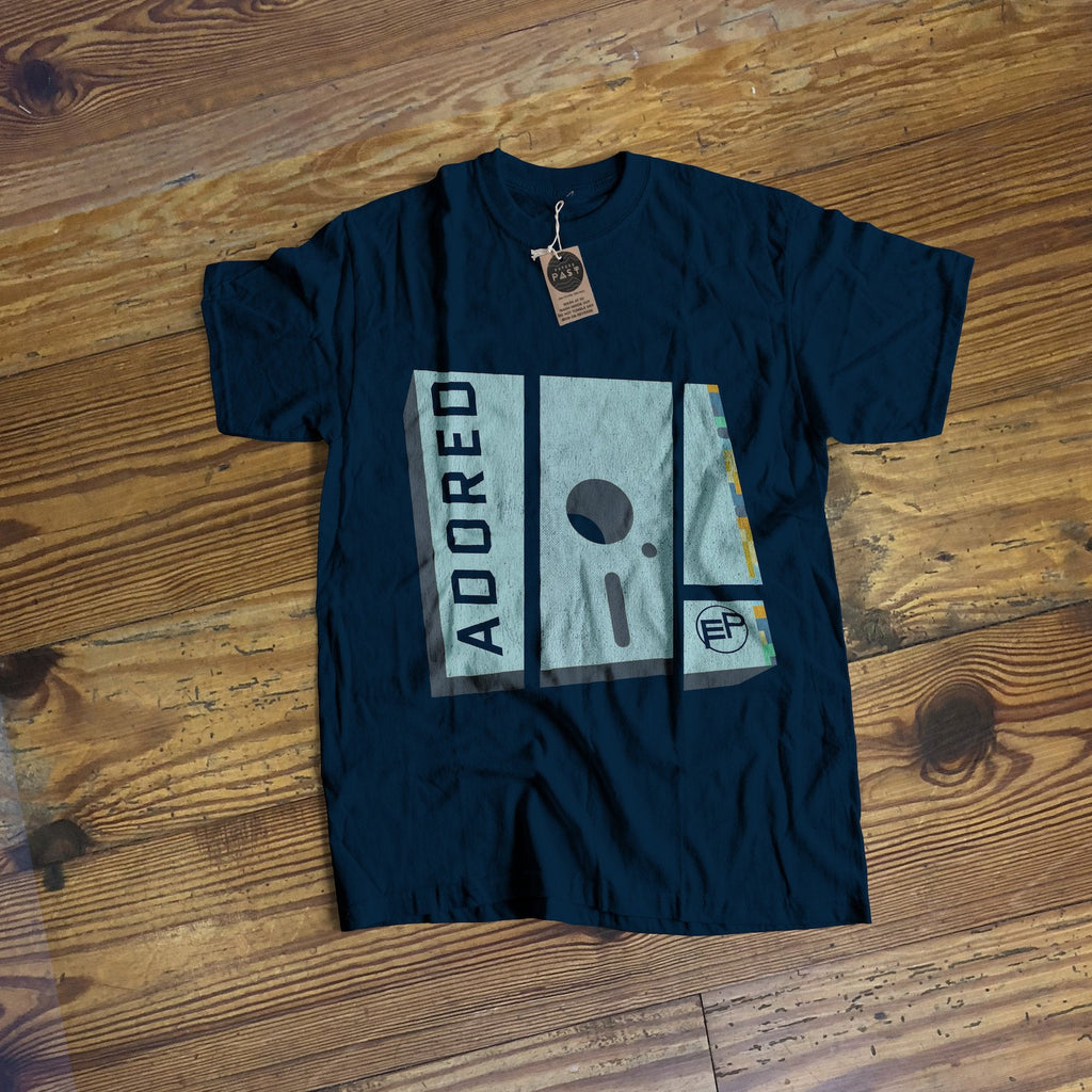 Adored T-Shirt / Navy-Future Past-Essential Republik
